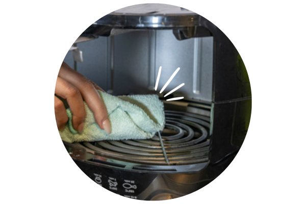 verwarmingselement airfryer schoonmaken